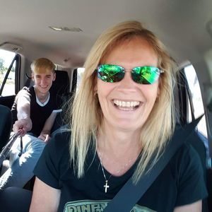 Meet your Posher, Sherry